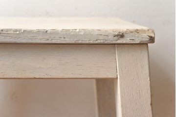 ヴィンテージ家具　ビンテージ　レトロ　シャビーな雰囲気がお洒落な角スツール(椅子、チェア)