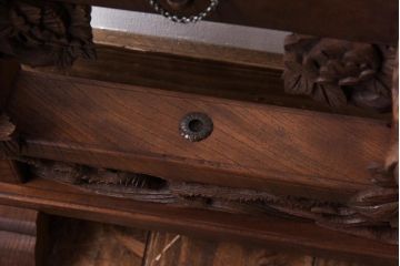 アンティーク雑貨　和製アンティーク　総ケヤキ材　五月節句飾り　彫刻が迫力を放つ幟立て(旗立て、置物)