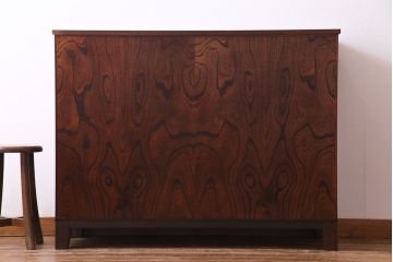 中古　岩谷堂箪笥　開き牡丹　リメイク　伝統美あふれる荘厳な佇まいの箪笥ローボード(和タンス、チェスト、整理箪笥)