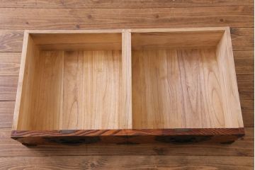 ビンテージ家具　ビンテージ　岩谷堂箪笥　小振りながらも存在感を放つ衣装箪笥(チェスト、整理ダンス)
