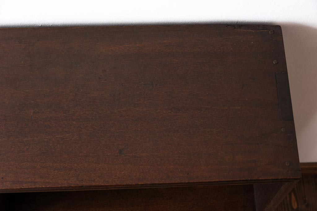 レトロ家具　昭和期　ラワン材　柔らかく素朴な風合いが魅力のレトロモダンな収納棚(飾り棚、戸棚、キャビネット)