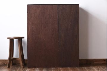 レトロ家具　昭和期　ラワン材　柔らかく素朴な風合いが魅力のレトロモダンな収納棚(飾り棚、戸棚、キャビネット)