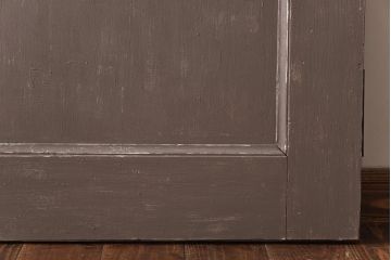 ペイント建具　色ガラス入り　丸窓がアクセントになったお洒落な木製ドア(扉、建具)