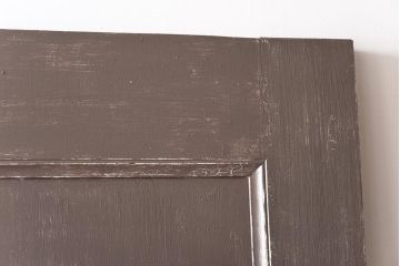 ペイント建具　色ガラス入り　丸窓がアクセントになったお洒落な木製ドア(扉、建具)