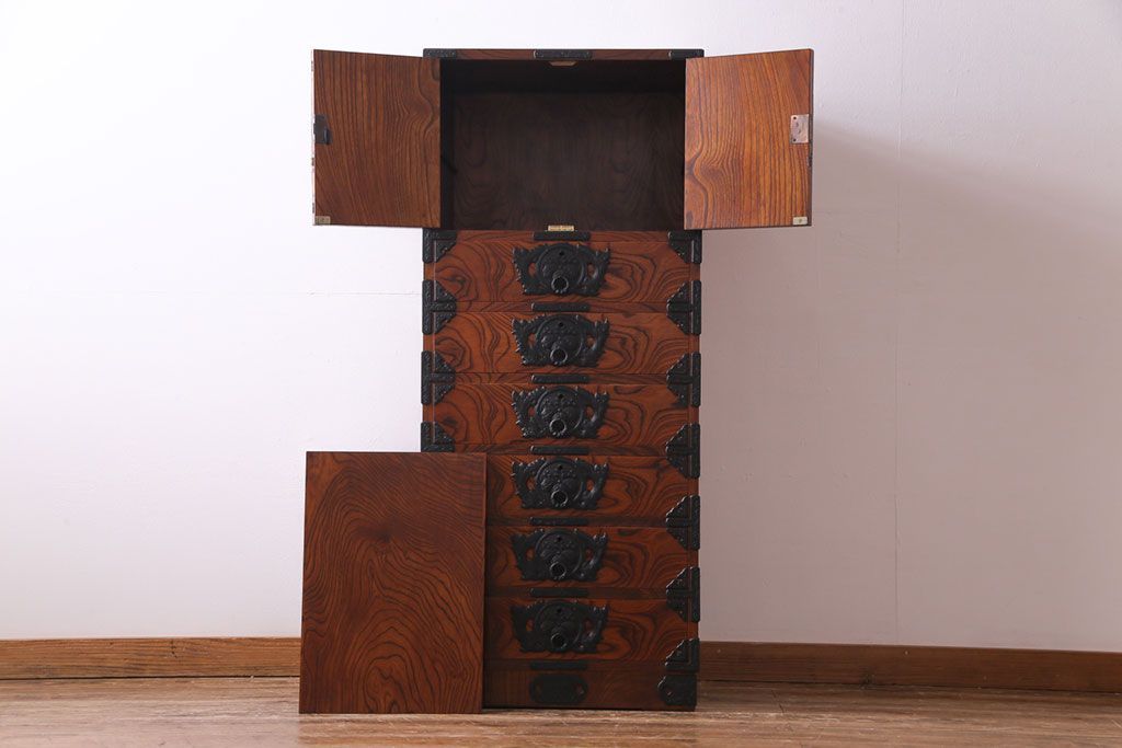 中古　伝統民芸家具　岩谷堂箪笥　観音開き戸付き　上開立長チェスト(立長箪笥、和タンス)