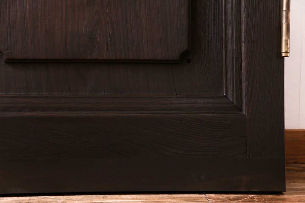 和製アンティーク　両開き　特大!　大正ロマンの雰囲気漂う総ケヤキ材のドア(木製扉、建具)2枚1対