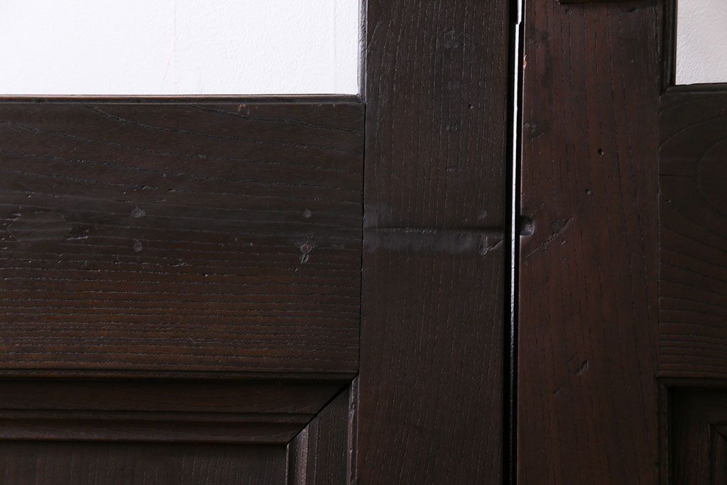 和製アンティーク　両開き　特大!　大正ロマンの雰囲気漂う総ケヤキ材のドア(木製扉、建具)2枚1対