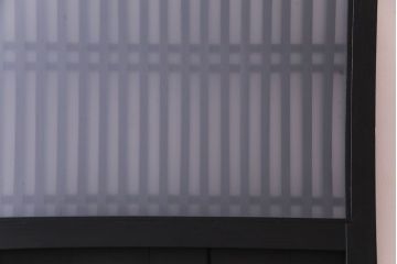 ペイント建具　総ケヤキ材　モダンな雰囲気漂うアンティーク蔵戸(引き戸、建具、玄関戸)