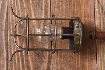 昭和レトロ　素朴なデザインが魅力のランプ風ペンダントライト(吊り下げ照明)(2)