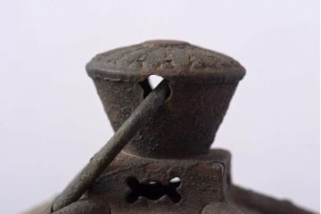 アンティーク雑貨　リメイク　ラフジュオリジナルガラス入り　銅製灯籠(照明、ディスプレイ)