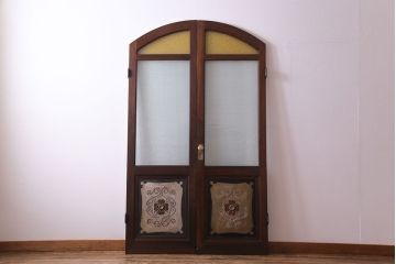 大正ロマン　激レア!　当時物色ガラス入り　両開き　アーチ型がおしゃれな総ケヤキ材のドア(木製扉、建具)2枚1対