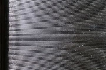 大正ロマン　激レア!　当時物色ガラス入り　両開き　アーチ型がおしゃれな総ケヤキ材のドア(木製扉、建具)2枚1対