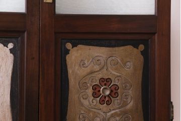 大正ロマン　激レア!　当時物色ガラス入り　両開き　アーチ型がおしゃれな総ケヤキ材のドア(木製扉、建具)2枚1対