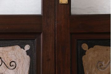 大正ロマン　激レア!　当時物色ガラス入り　両開き　アーチ型がおしゃれな総ケヤキ材のドア(木製扉、建具)2枚1対