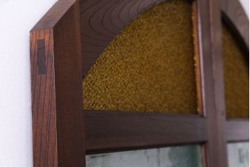 大正ロマン　激レア!　当時物色ガラス入り　両開き　アーチ型がおしゃれな総ケヤキ材のドア(木製扉、建具)2枚1対