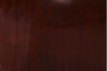 和製アンティーク　ヒノキ材　赤みがかった色合いが目を引く漆塗りの蔵戸(引き戸、建具、玄関戸)