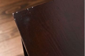アンティーク家具　和製アンティーク　蒔絵　渋い色味が魅力的な日本風情を感じる茶棚(飾り棚)