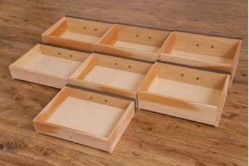 ビンテージ　神戸洋家具　永田良介商店　上品な趣きのサイドチェスト・7段(引き出し、チェスト)