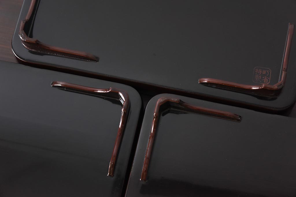 和製アンティーク　鯉の図　和の雰囲気漂う漆塗りのお膳(お盆、トレー)3枚セット