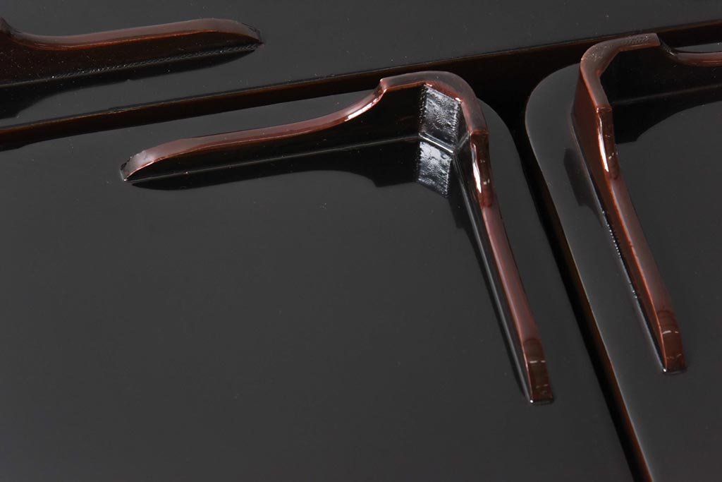 和製アンティーク　鯉の図　和の雰囲気漂う漆塗りのお膳(お盆、トレー)3枚セット