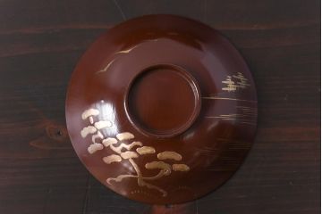 和製アンティーク　松の図　朱漆に金彩が映える蓋付き木製椀(漆器、和食器)4客セット