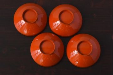 和製アンティーク　扇の図　沈金蒔絵　繊細な装飾が美しい蓋付き木製椀(漆器、和食器)4客セット