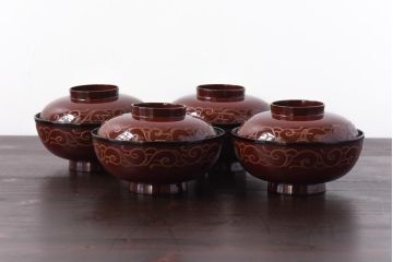 和製アンティーク　アジアンな図柄が目を引く蓋付き木製椀(漆器、和食器)4客セット
