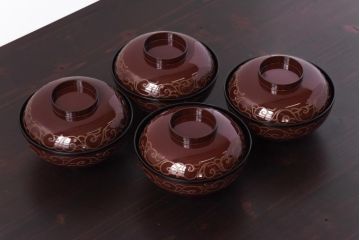 和製アンティーク　アジアンな図柄が目を引く蓋付き木製椀(漆器、和食器)4客セット