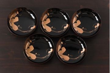 和製アンティーク　輪島塗　高蒔絵　瓢箪の図　上質な蓋付き木製椀(漆器、和食器)5客セット(1)