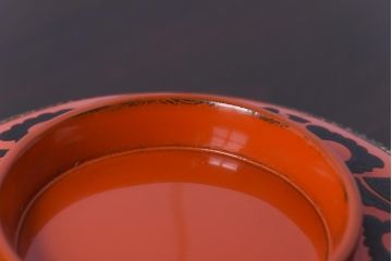 和製アンティーク　沈金蒔絵　波模様がユニークな蓋付き木製椀(漆器、和食器)4客セット