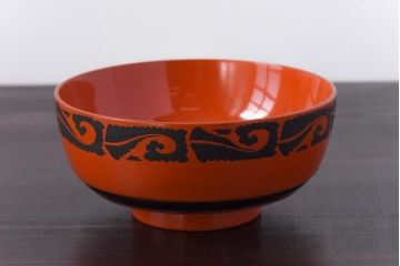 和製アンティーク　沈金蒔絵　波模様がユニークな蓋付き木製椀(漆器、和食器)4客セット