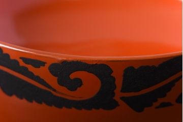 和製アンティーク　沈金蒔絵　波模様がユニークな蓋付き木製椀(漆器、和食器)5客セット(1)