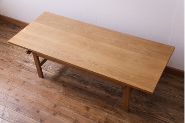 ビンテージ家具　北欧ヴィンテージ　Johannes Hansen(ヨハネス・ハンセン)社製　Hans J.Wegner(ハンス・J・ウェグナー)デザインのシンプルなコーヒーテーブル(センターテーブル、ローテーブル)