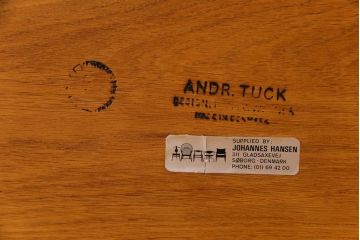 ビンテージ家具　北欧ヴィンテージ　Johannes Hansen(ヨハネス・ハンセン)社製　Hans J.Wegner(ハンス・J・ウェグナー)デザインのシンプルなコーヒーテーブル(センターテーブル、ローテーブル)