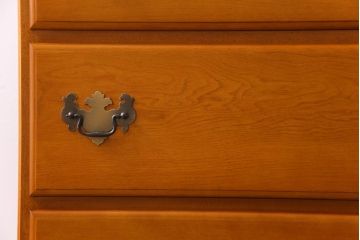 中古　極美品　横浜クラシック家具ダニエル(daniel)　A-109小抽斗タンス(サイドチェスト、チェスト、引き出し)(定価約35万円)