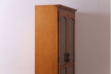 中古　横浜ダニエル(daniel)　A-208　エレガントな佇まいが魅力のブックケース(本箱、収納棚、キャビネット)(定価約50万円)