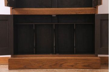 アンティーク家具　イギリスアンティーク　オーク材　ステンドグラスがお洒落なブックケース(収納棚、キャビネット)