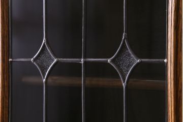アンティーク家具　イギリスアンティーク　オーク材　ステンドグラスがお洒落なブックケース(収納棚、キャビネット)