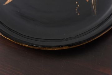 和製アンティーク　鶴と亀の図　縁起の良い図柄が魅力的な木製皿(漆器、和食器)6枚セット(1)