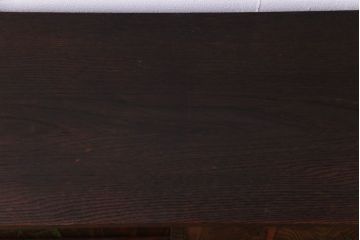 ヴィンテージ家具　ビンテージ　栗材　浮造り　和の風情あふれる佇まいが魅力のローボード(戸棚、収納棚)