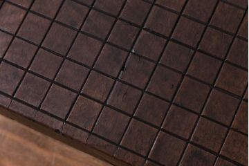 アンティーク雑貨　和製アンティーク　明治大正期　味わい深い質感の囲碁盤(飾り台)