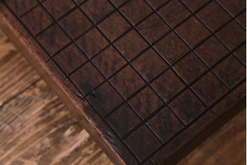 アンティーク雑貨　和製アンティーク　明治大正期　味わい深い質感の囲碁盤(飾り台)