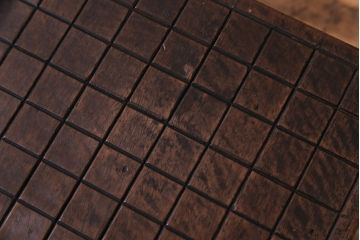 アンティーク雑貨　和製アンティーク　明治大正期　味わい深い質感の囲碁盤(飾り台)