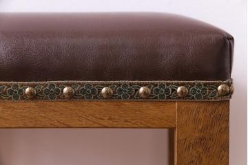 レトロ家具　昭和中期　レトロな雰囲気がお洒落なクッションスツール