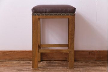 レトロ家具　昭和中期　レトロな雰囲気がお洒落なクッションスツール