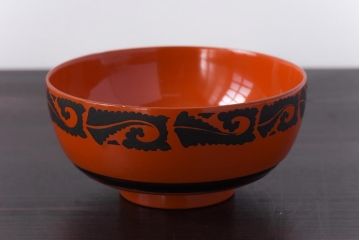 和製アンティーク　沈金蒔絵　波模様がユニークな蓋付き木製椀(漆器、和食器)5客セット(2)