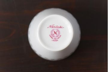 アンティーク雑貨　昭和期　日本陶器・ノリタケ(則武)　箱付き　洋モダンなデザインの茶器4客セット