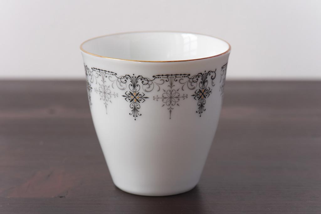 アンティーク雑貨　昭和期　日本陶器・ノリタケ(則武)　クラシカルなデザインの茶器5客セット