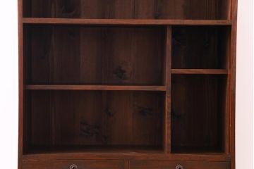 レトロ家具　昭和レトロ　引き戸の横桟がアクセントの味わいある戸棚(収納棚)