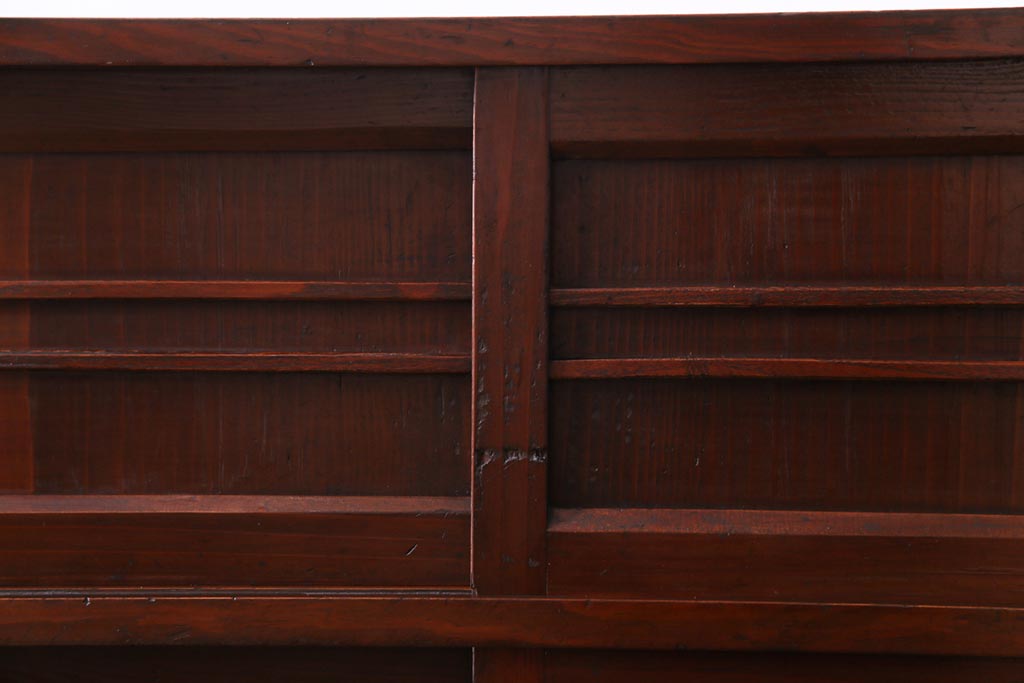 レトロ家具　昭和レトロ　引き戸の横桟がアクセントの味わいある戸棚(収納棚)